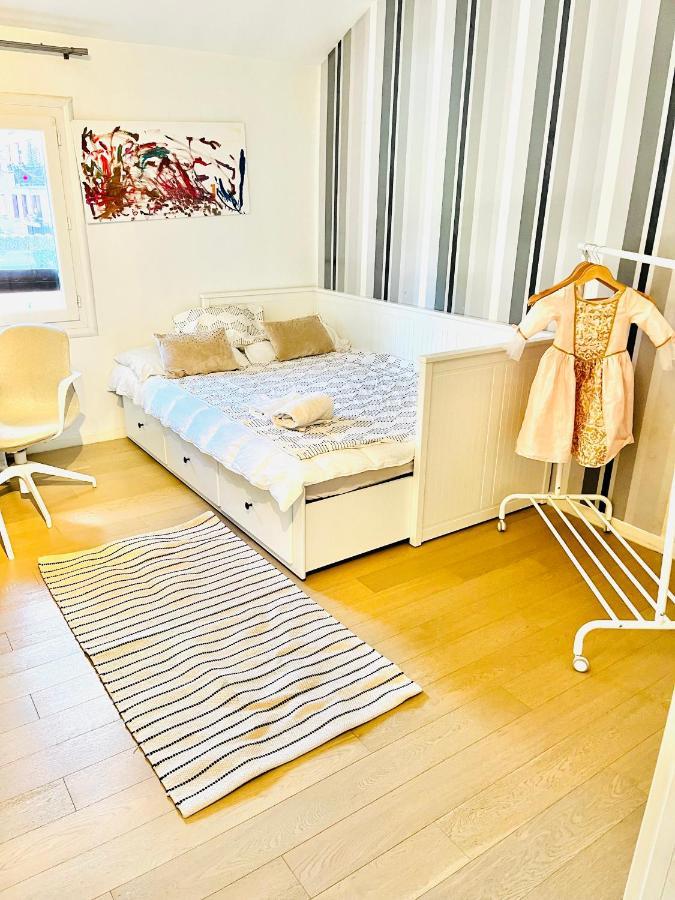 Private In A Tiny 4 Min Drive To Airport Cdg ,1 Private Bathroom Ideal For Families And Friends Roissy-en-France