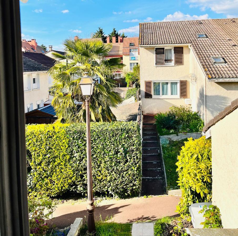 Private In A Tiny 4 Min Drive To Airport Cdg ,1 Private Bathroom Ideal For Families And Friends * Roissy-en-France